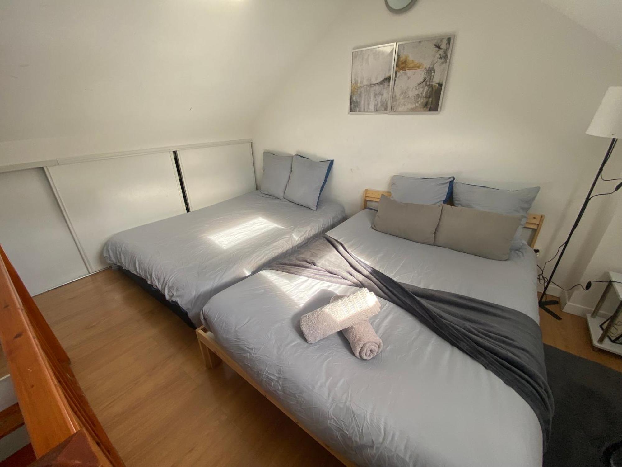 Duplex Minimaliste - 30 Min De Paris Apartment Saint-Ouen-l'Aumone Exterior foto